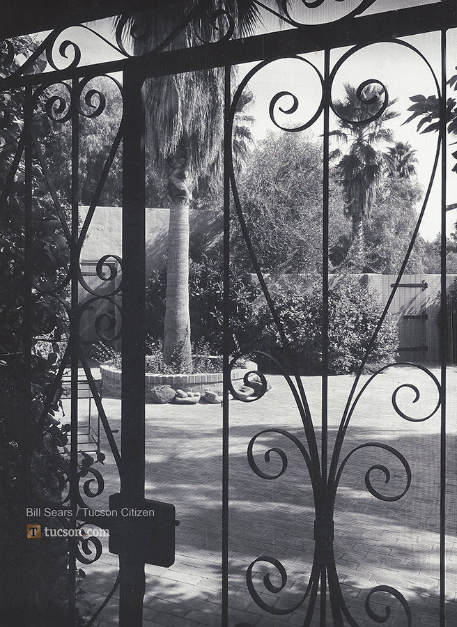 1958 home photos: 18th century decor